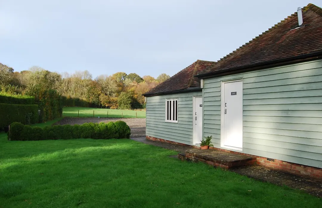 Hare & Hounds Bed & Breakfast-1